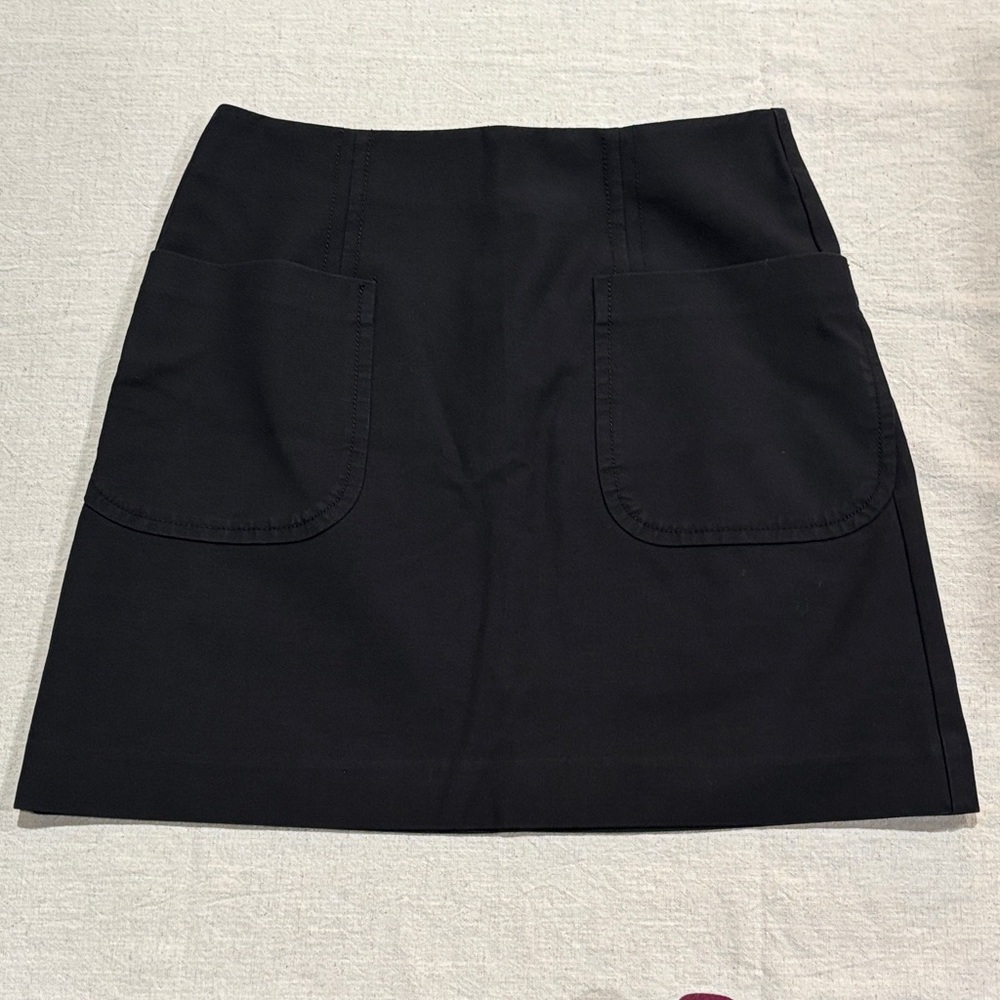 LOFT Black Mini A-line Skirt with Pocket & Zipper Detail size 2